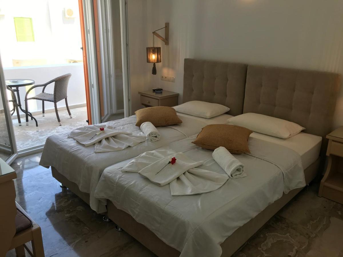 Vassiliki Rooms パロス島 エクステリア 写真