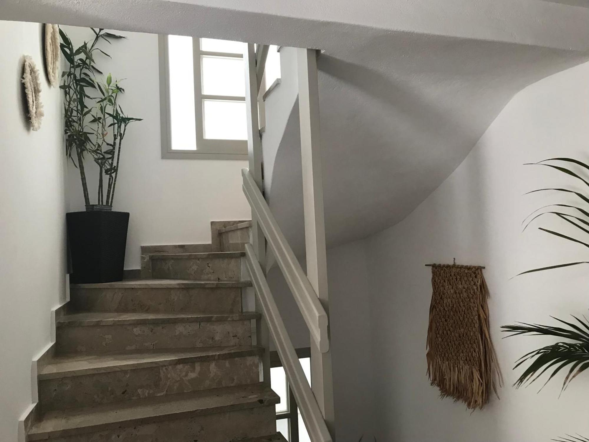 Vassiliki Rooms パロス島 エクステリア 写真